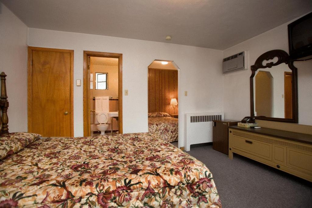Stagecoach Motel Colorado Springs Zimmer foto